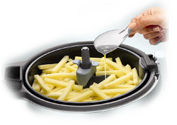 patatas fritas con una cucharada de aceite