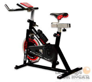 Bicicleta Spinning Evolution Tour con volante de inercia de 21 Kg, terminación cromada y pantalla LCD