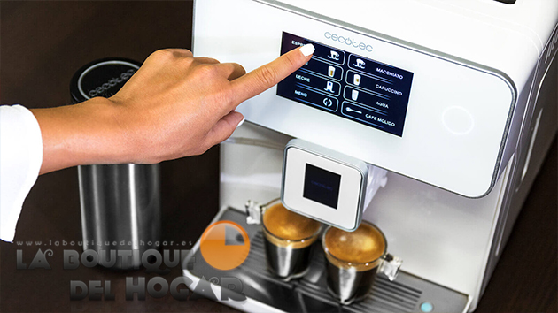 Cafetera Cecotec Power Matic-ccino 8000 de 19 Bares con depósito de leche
