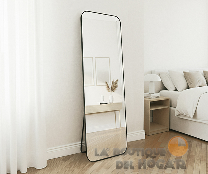 Espejo Moderno con estructura de pie Modelo Black