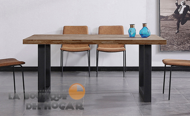 Mesa de comedor fija con patas metálicas y tablero de Roble Modelo Loft