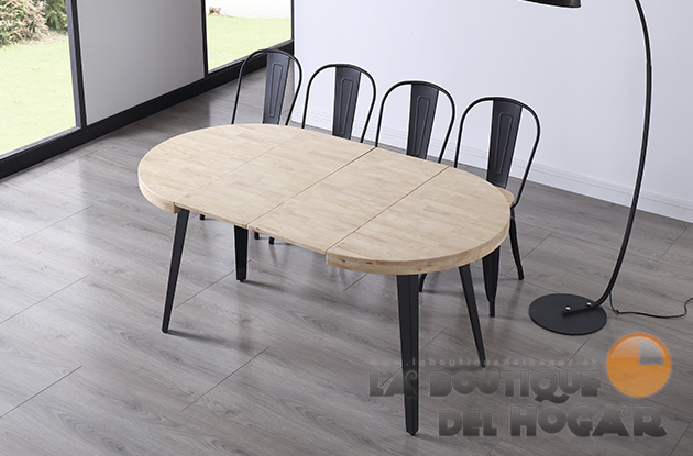 Mesa de comedor fija negra con patas metálicas y tablero de Roble Nordish Modelo Berg