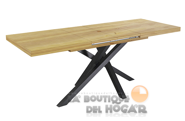 Mesa de comedor extensible negra con patas metálicas y tablero de Cedro Modelo Xena