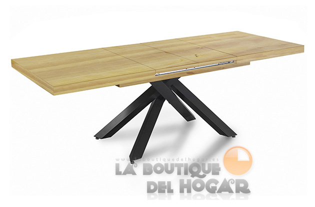 Mesa de comedor extensible negra con patas metálicas y tablero de Cedro Modelo Xena